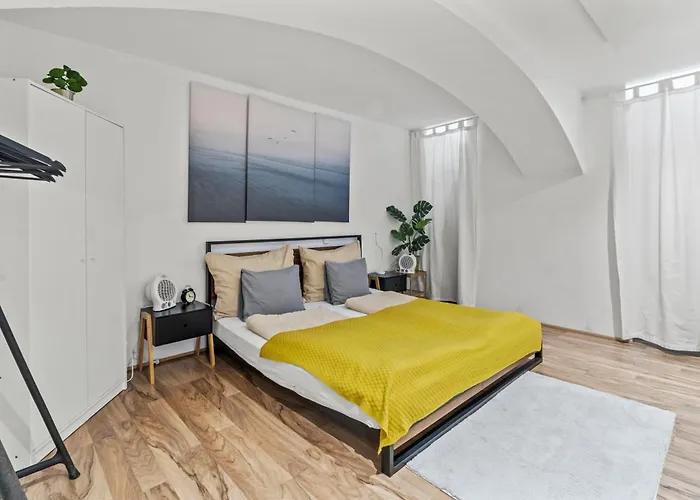 5 Minutes To S-bahn Rennweg I Souterrain Trendy Loft Apartman *