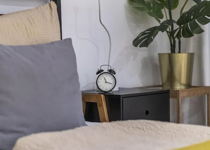 5 Minutes To S-bahn Rennweg I Souterrain Trendy Loft *